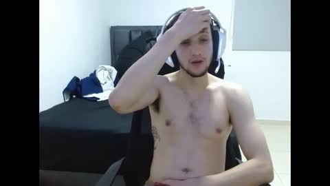 Snapshot of damian_player chatting on September 17, 8:04 am damian_player online show from September 17, 8:04 am