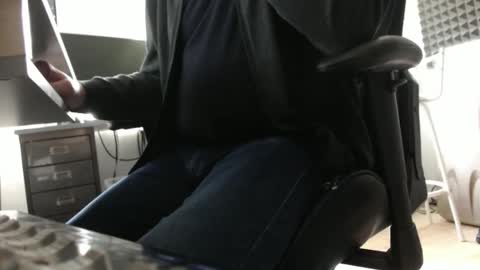 Ray online show from December 4, 12:23 pm