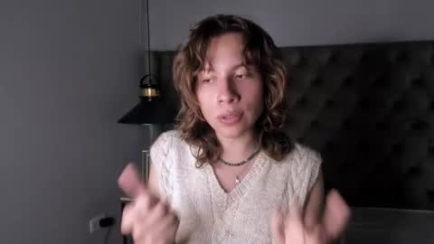 damiennoir online show from November 24, 10:55 pm