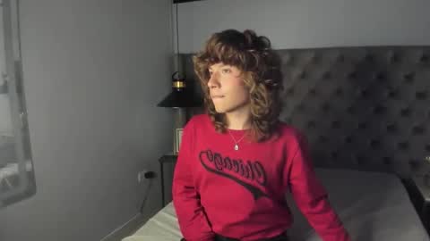 damiennoir online show from November 21, 7:35 pm