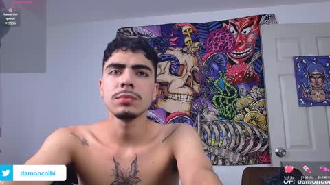 Snapshot of damoncolbi chatting on January 29, 12:12 am damoncolbi online show from January 29, 12:12 am