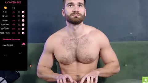 Snapshot of damonking01 chatting on January 3, 11:14 am Discount ONLYFANS -  online show from January 3, 11:14 am