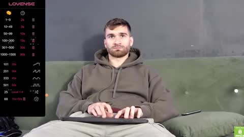 Snapshot of damonking01 chatting on December 3, 9:09 am Discount ONLYFANS -  online show from December 3, 9:09 am