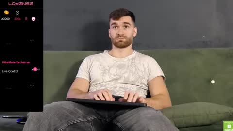 Snapshot of damonking01 chatting on March 5, 8:43 am Discount ONLYFANS -  online show from March 5, 8:43 am