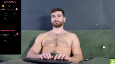 Snapshot of damonking01 chatting on February 21, 9:12 am Discount ONLYFANS -  online show from February 21, 9:12 am