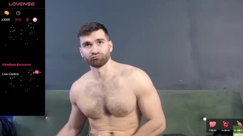 Snapshot of damonking01 chatting on February 10, 9:25 am Discount ONLYFANS -  online show from February 10, 9:25 am