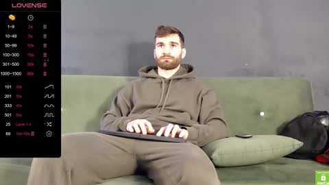 Snapshot of damonking01 chatting on February 25, 9:20 am Discount ONLYFANS -  online show from February 25, 9:20 am