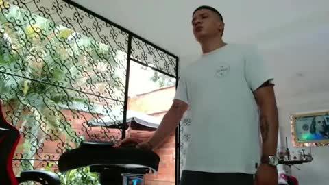 damyan_2003 online show from February 21, 5:20 pm