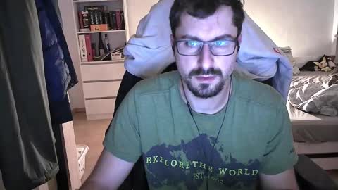 King Dan online show from December 23, 8:57 pm