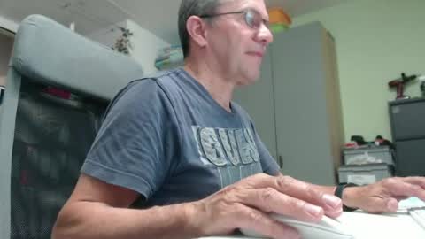 dani_alpina online show from July 1, 9:10 am