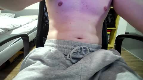 dani_hugecock online show from March 3, 11:55 pm