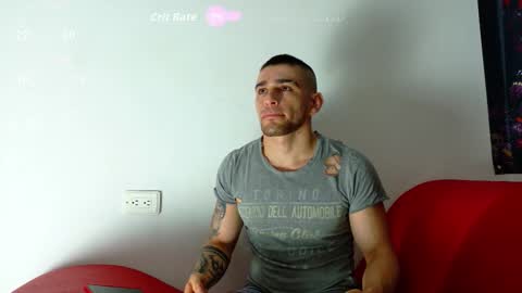 Snapshot of daniel_ova chatting on October 27, 11:01 am Sexy Dani online show from October 27, 11:01 am