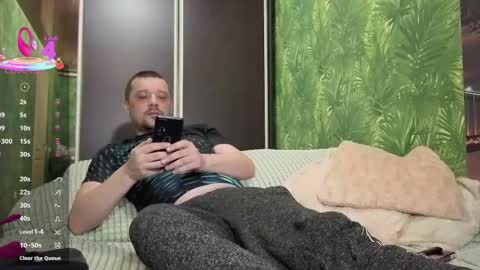 DanieloCool online show from April 1, 6:37 am