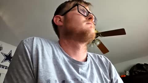 Daniel    y. online show from February 27, 11:04 pm