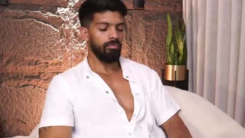 Dann saenz online show from April 16, 9:39 pm