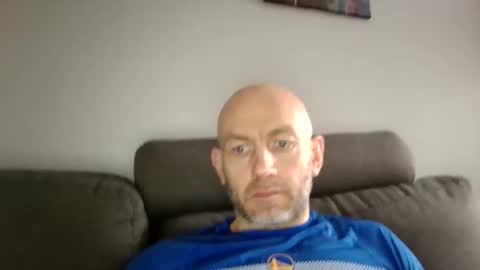 danny81boy online show from March 8, 3:38 pm