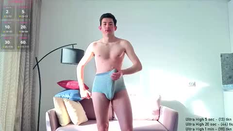 danny__magic online show from February 21, 7:42 am