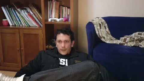 Snapshot of danruiz33 chatting on October 28, 2:25 am Dan online show from October 28, 2:25 am