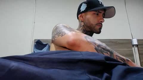 dante_d_angelo_ online show from January 11, 11:30 pm