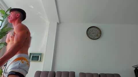 Dante online show from April 12, 7:48 pm