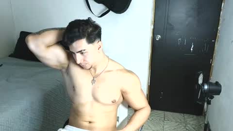 Snapshot of dantevicius chatting on September 15, 6:04 am Dante Vicius online show from September 15, 6:04 am