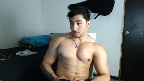 Snapshot of dantevicius chatting on October 9, 7:24 am Dante Vicius online show from October 9, 7:24 am