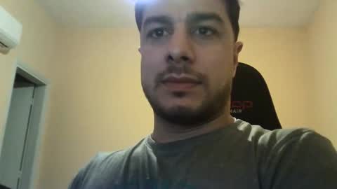 Snapshot of dario12rodriguez chatting on October 18, 3:55 am dario12rodriguez online show from October 18, 3:55 am