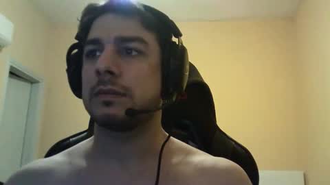 Snapshot of dario12rodriguez chatting on October 16, 11:46 pm dario12rodriguez online show from October 16, 11:46 pm