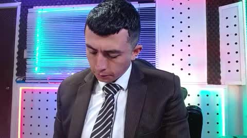 DARKO0717 online show from February 27, 11:33 am