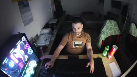 darkschneider_ online show from February 16, 1:27 am