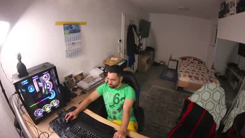 darkschneider_ online show from December 4, 11:46 pm