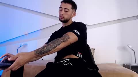 Kael online show from October 29, 1:36 pm