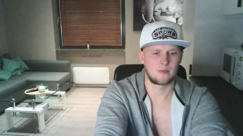 Dario online show from October 10, 9:50 pm