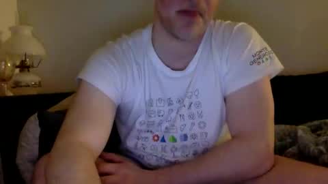 daveb709709709 online show from March 22, 2:16 am