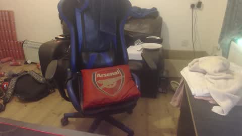 Snapshot of daver281197 chatting on November 1, 2:04 am dave online show from November 1, 2:04 am