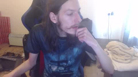 Snapshot of daver281197 chatting on October 9, 9:58 am dave online show from October 9, 9:58 am