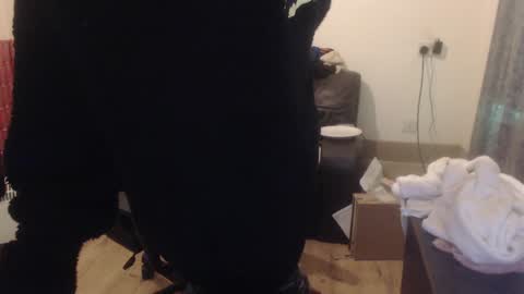 Snapshot of daver281197 chatting on January 16, 9:08 pm dave online show from January 16, 9:08 pm