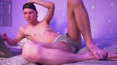 Davey online show from December 5, 4:34 pm