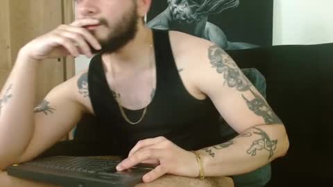 Twitter davidsanctum online show from October 20, 10:57 pm