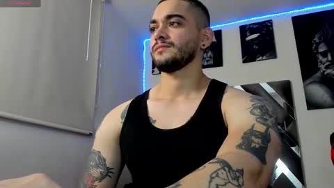 Twitter davidsanctum online show from February 19, 9:03 pm