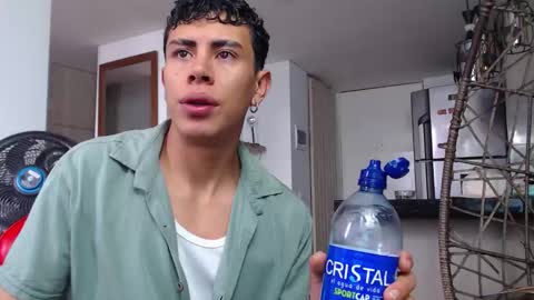 Snapshot of david_savage_ chatting on September 19, 12:38 pm david online show from September 19, 12:38 pm