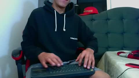 Snapshot of david_savage_ chatting on October 6, 8:41 am david online show from October 6, 8:41 am