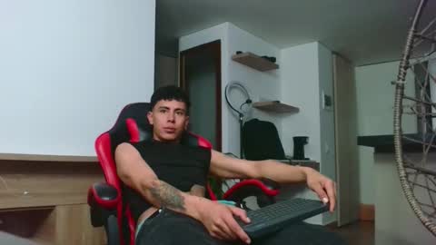 Snapshot of david_savage_ chatting on September 22, 11:26 pm david online show from September 22, 11:26 pm