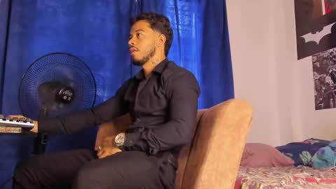 Snapshot of davide_daniels chatting on September 22, 1:10 pm Davide online show from September 22, 1:10 pm