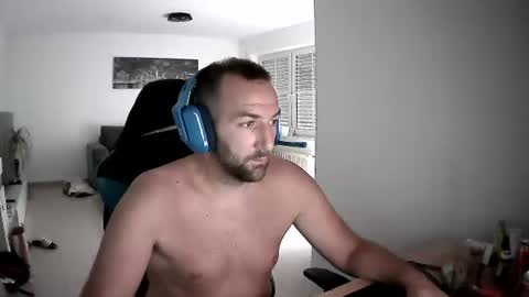 daviid420 online show from July 8, 1:04 pm