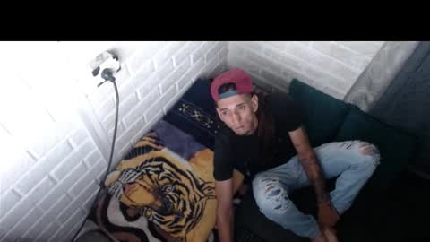 DAVILS online show from September 11, 7:40 am