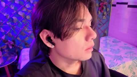 davoxer online show from March 26, 4:05 am