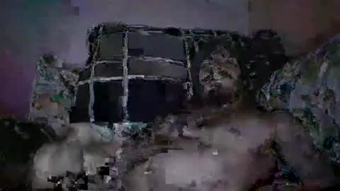 dcredhood online show from October 3, 12:43 pm