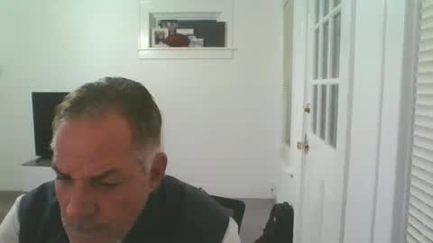 Deano DILF online show from January 1, 10:54 am
