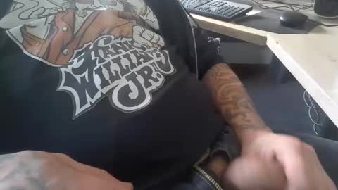 Snapshot of deepstrokes25 chatting on March 11, 3:56 pm deepstrokes25 online show from March 11, 3:56 pm